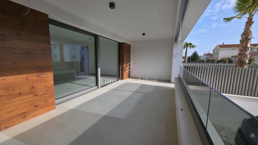 Appartamento con giardino privato, zona prestigiosa di Zara