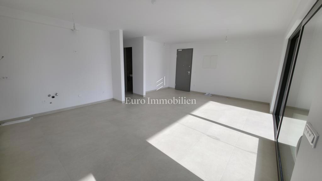 Appartamento con giardino privato, zona prestigiosa di Zara