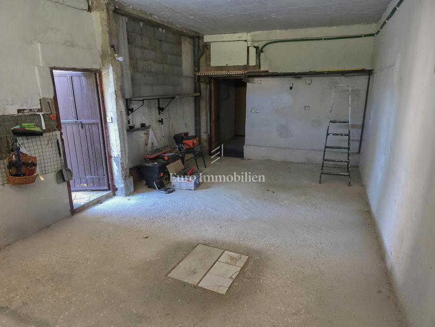 Biograd na Moru, dintorni - casa con 3 unità abitative