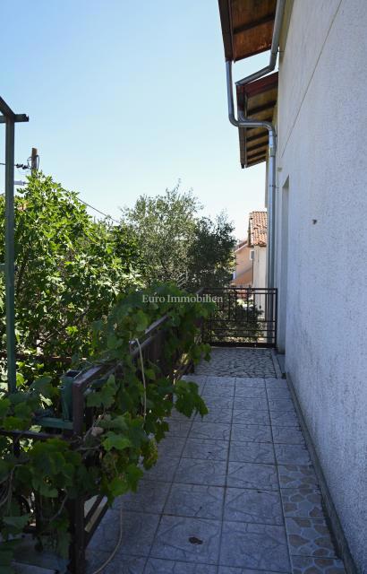 Biograd na Moru, dintorni - casa con 3 unità abitative