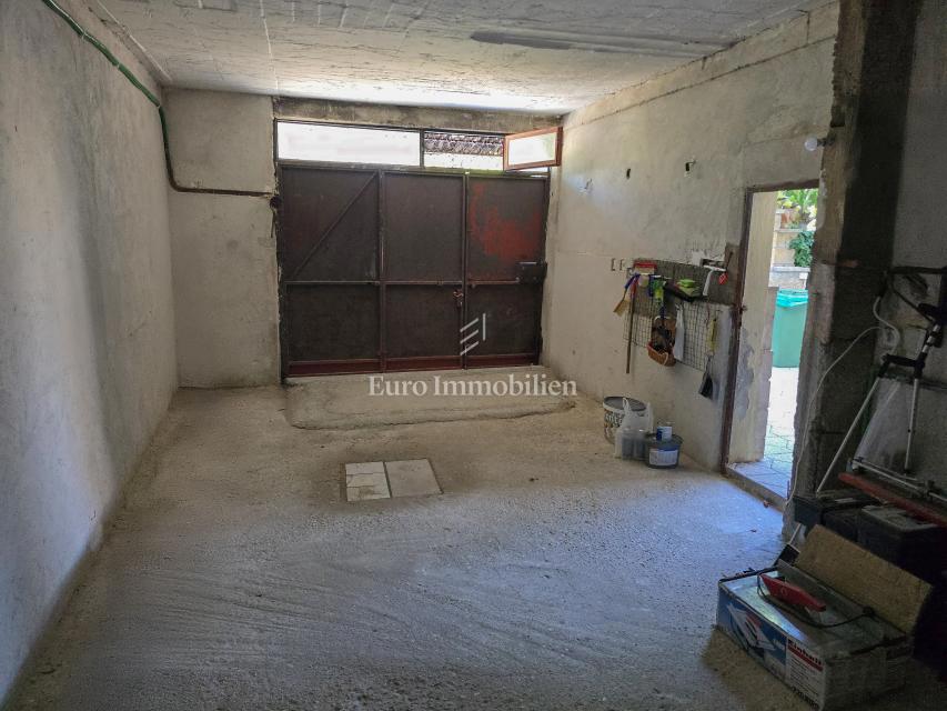 Biograd na Moru, dintorni - casa con 3 unità abitative