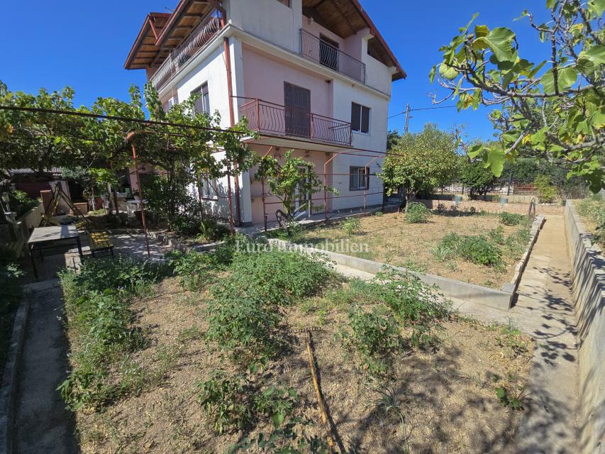 Biograd na Moru, dintorni - casa con 3 unità abitative