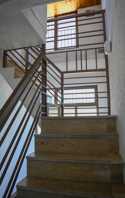 Biograd na Moru, dintorni - casa con 3 unità abitative