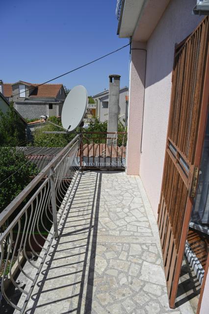 Biograd na Moru, dintorni - casa con 3 unità abitative