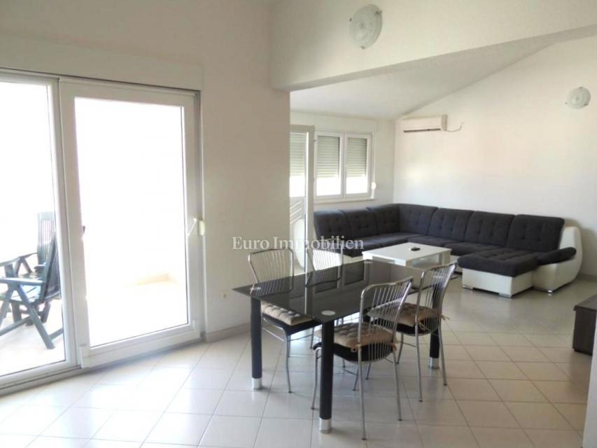 Čiovo - appartamento arredato con vista mare