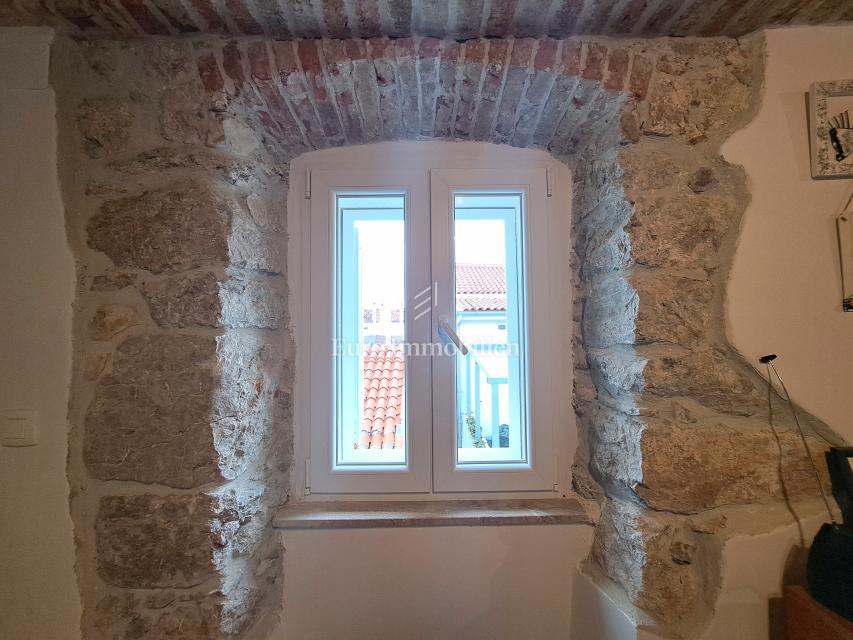 Città di Krk - casa in pietra ristrutturata nel centro città