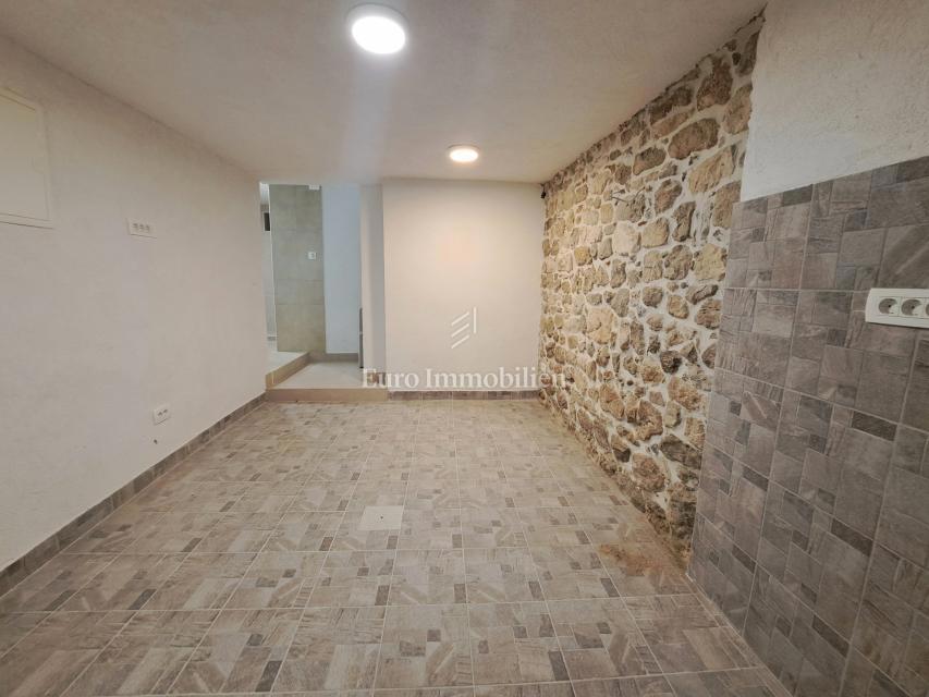 Città di Krk - casa in pietra ristrutturata nel centro città