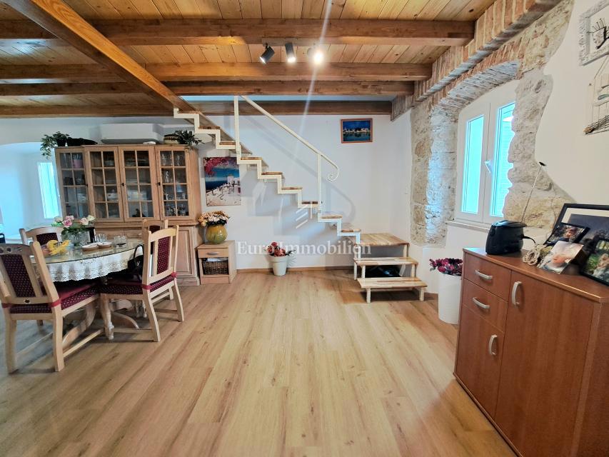 Città di Krk - casa in pietra ristrutturata nel centro città