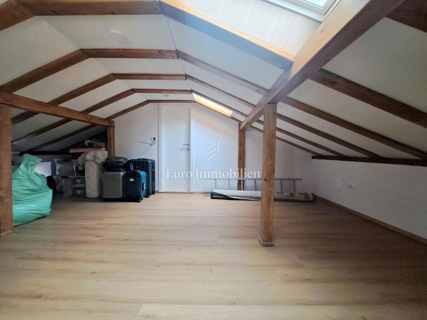 Città di Krk - casa in pietra ristrutturata nel centro città