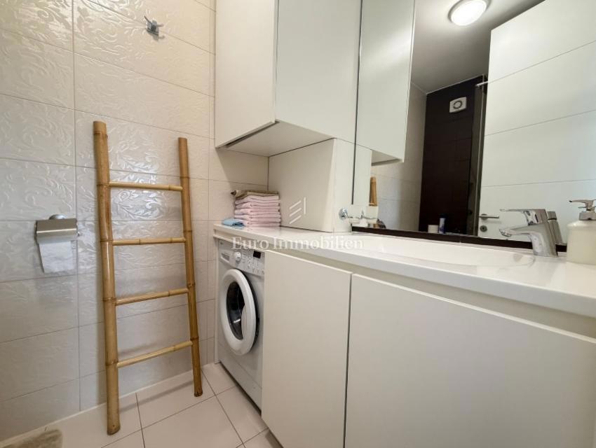 Novalja - appartamento con vista aperta, prima fila sul mare