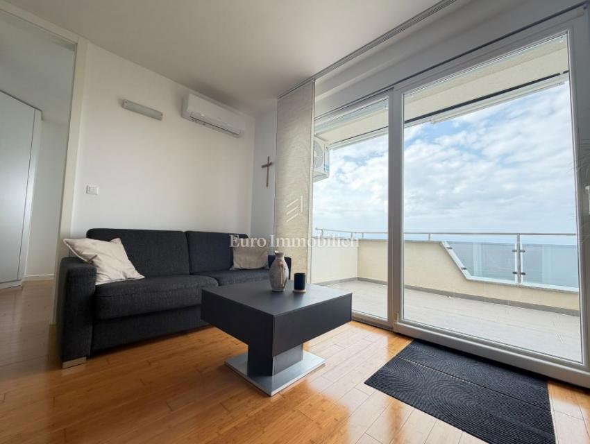 Novalja - appartamento con vista aperta, prima fila sul mare