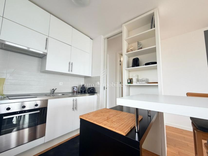 Novalja - appartamento con vista aperta, prima fila sul mare