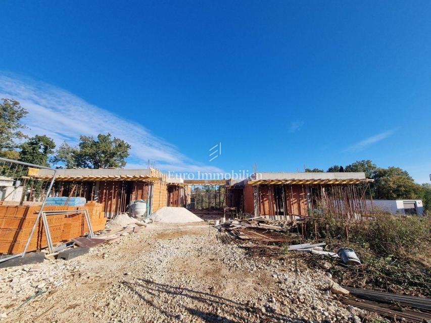 Villa of modern design with pool, near Poreč