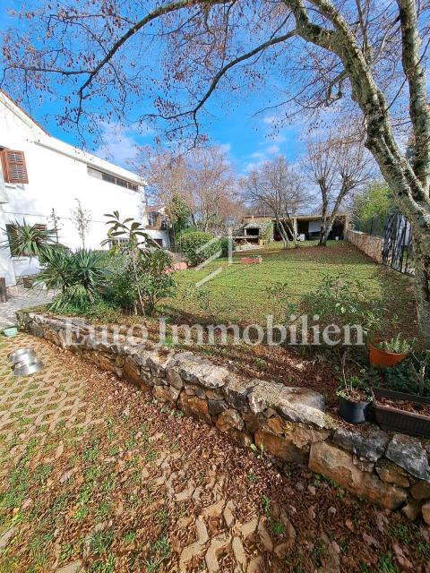 Detached house with a large garden - Njivice, island of Krk