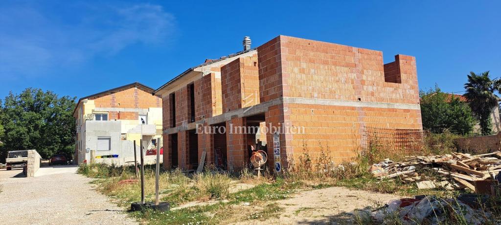 Casa semi-indipendente con piscina, nuova costruzione Vrbnik-dintorni