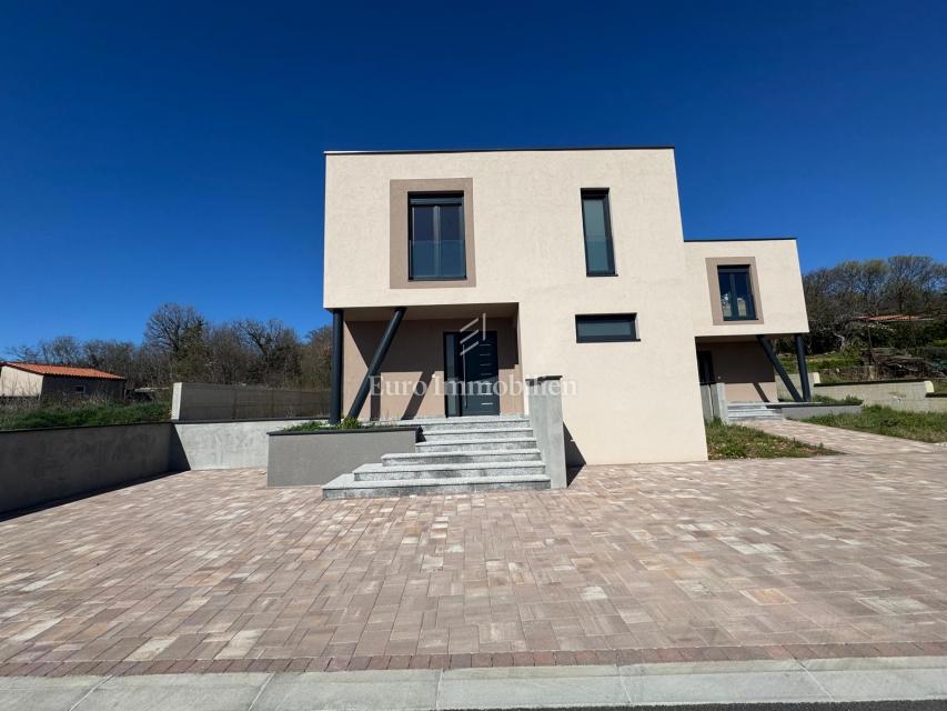 Casa vicino al centro, nuova costruzione Labin