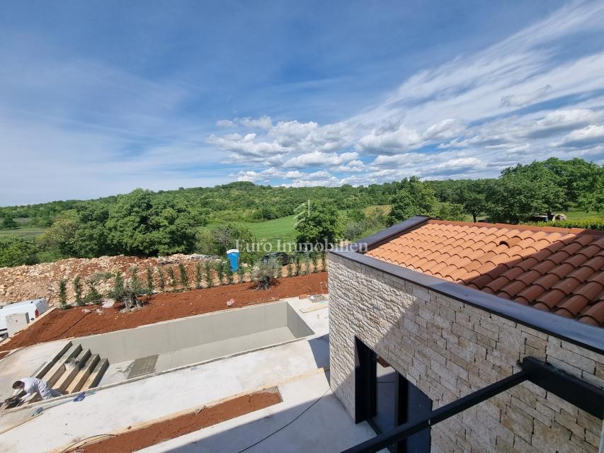 DINTORNI DI VRSAR!!! Bellissima villa con piscina riscaldata e sauna