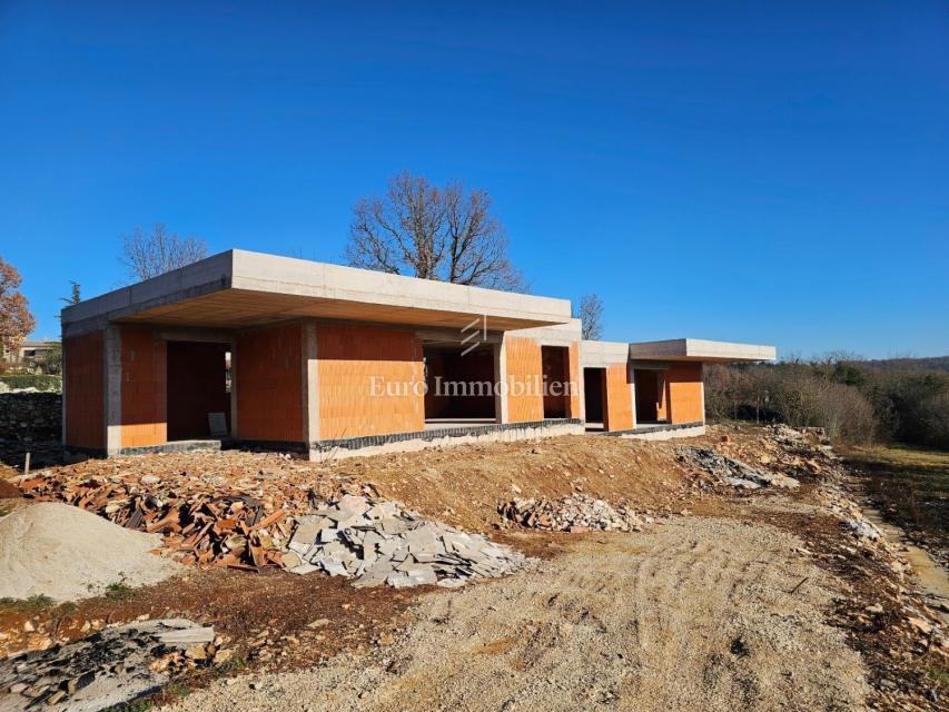 Istria - one-story house with swimming pool