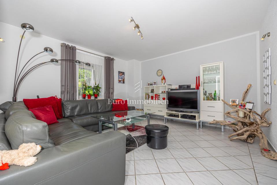 Casa con 4000 mq di terreno