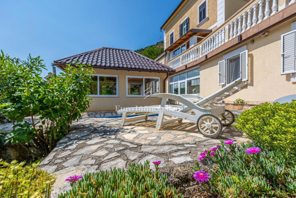 Casa con 4000 mq di terreno