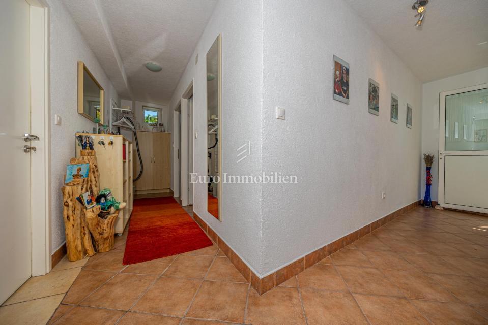 Casa con 4000 mq di terreno