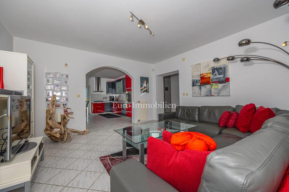 Casa con 4000 mq di terreno