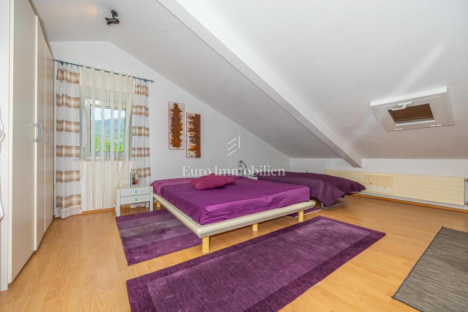 Casa con 4000 mq di terreno