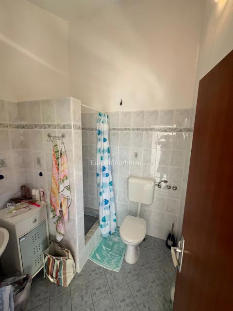 Pasman - casa con tre appartamenti