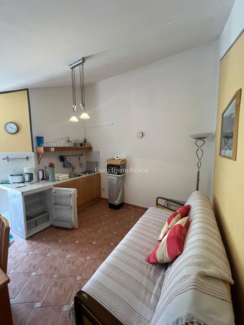 Pasman - casa con tre appartamenti