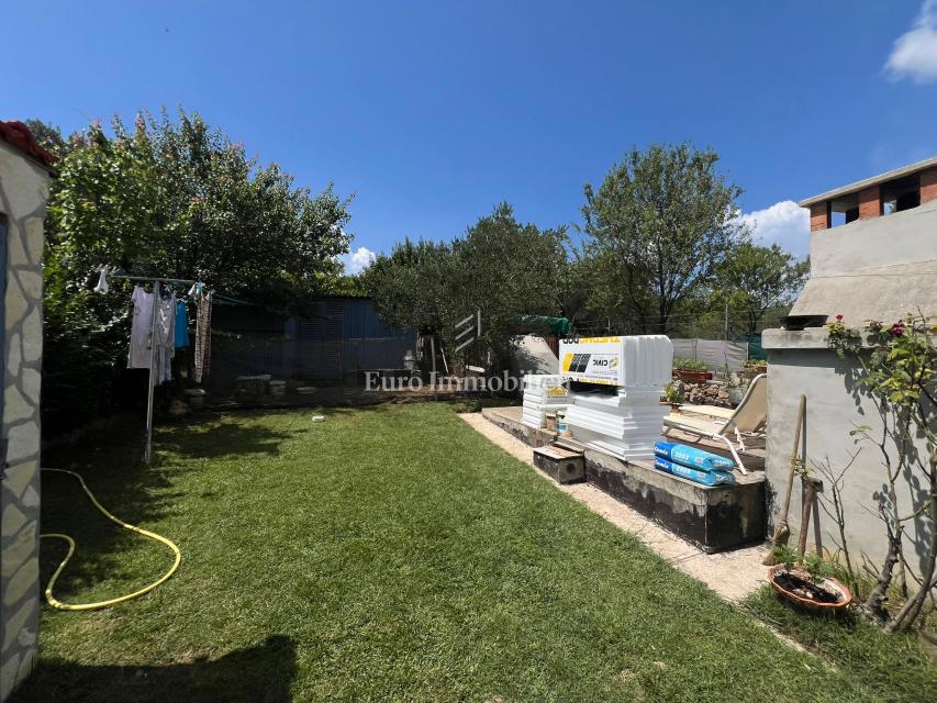 Pasman - casa con tre appartamenti