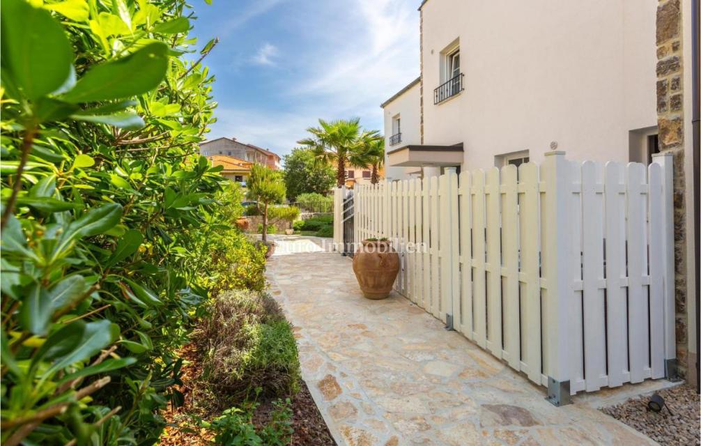 Villa con piscina e vista mare - isola di Krk