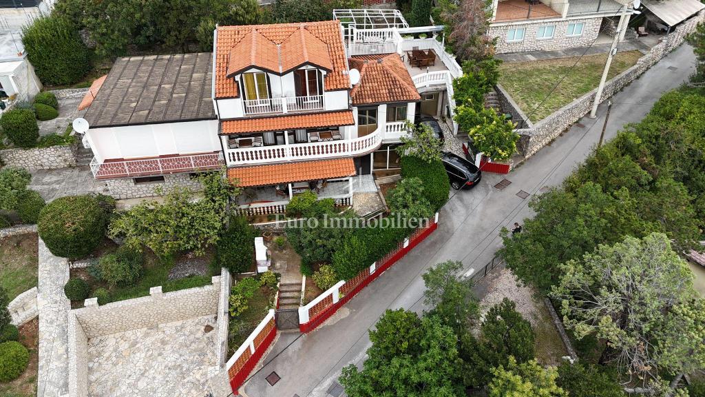 Casa a Novi Vinodolski, posizione attraente