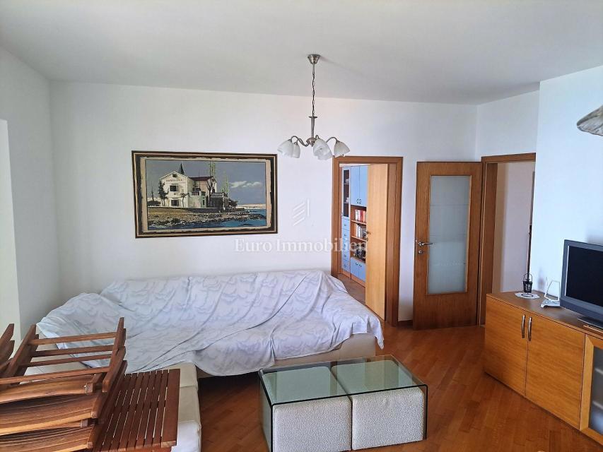 Exclusive apartment first row to the sea, Malinska - island Krk