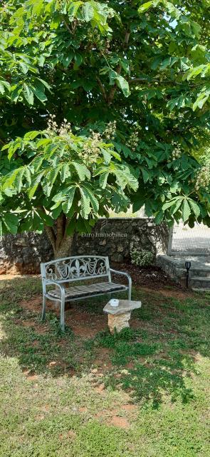 Isola di Krk - casa indipendente con un bellissimo giardino