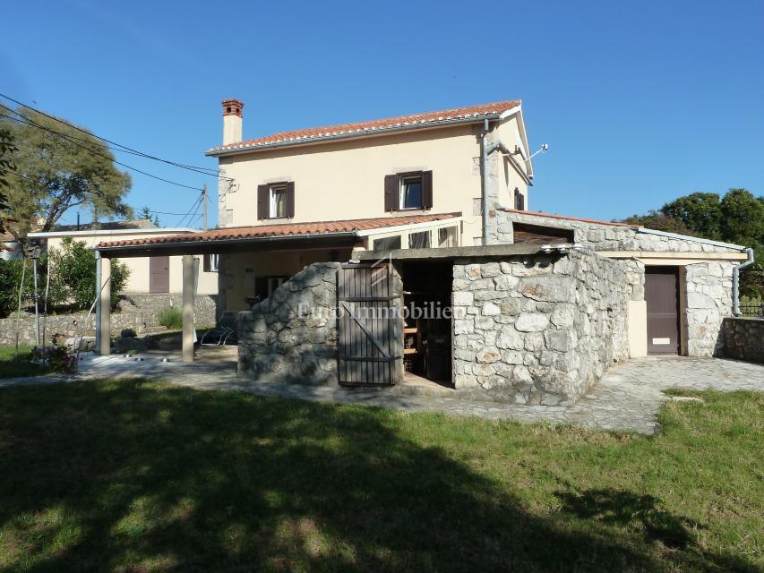 Isola di Krk - casa indipendente con un bellissimo giardino