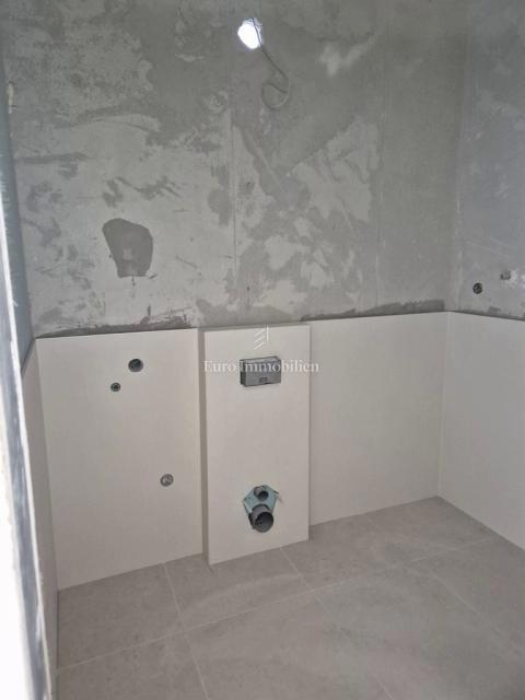 Murter - appartamento duplex con jacuzzi