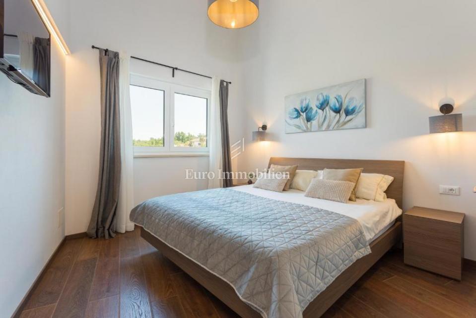 Istria - casa con piscina, vicino al centro