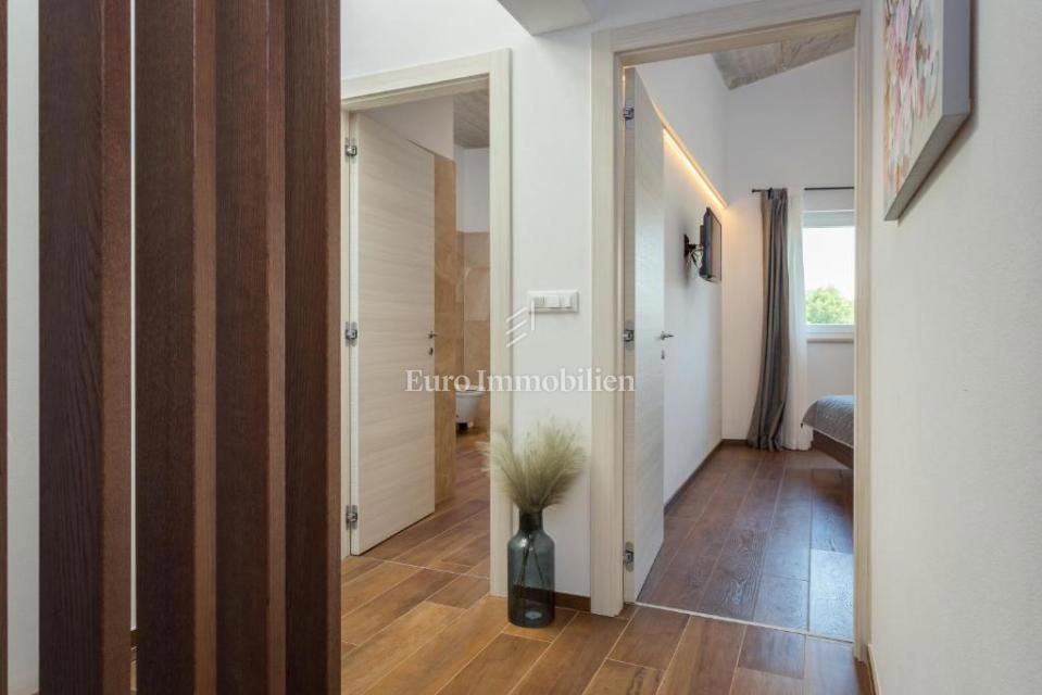 Istria - casa con piscina, vicino al centro