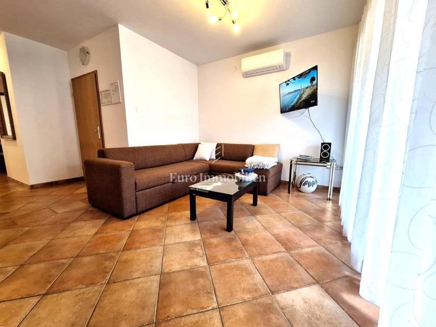 Appartamento al piano terra con 200 m2 di giardino!