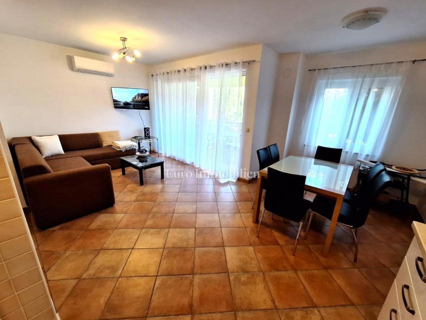 Appartamento al piano terra con 200 m2 di giardino!