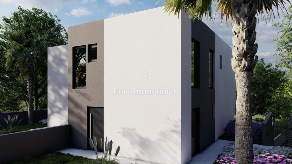 Jadranovo, casa bifamiliare con piscina in costruzione grezza