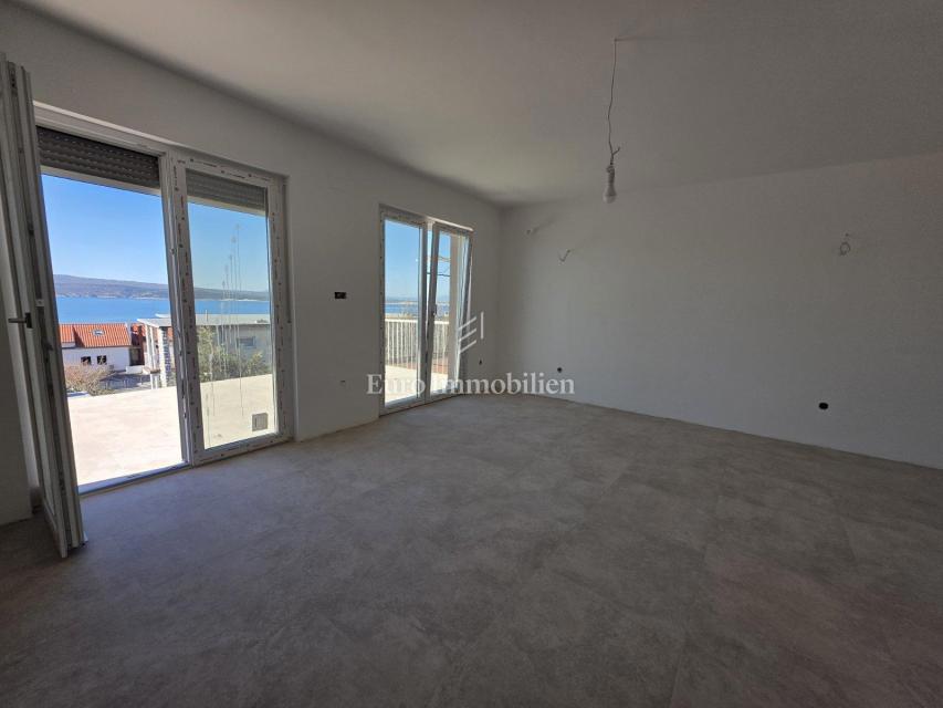 Crikvenica - appartamento al 1° piano di un edificio residenziale, vicino al mare