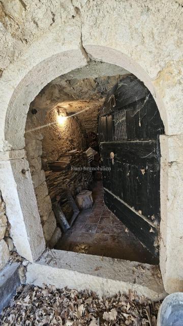 Tribalj - casa nell'entroterra di Crikvenica