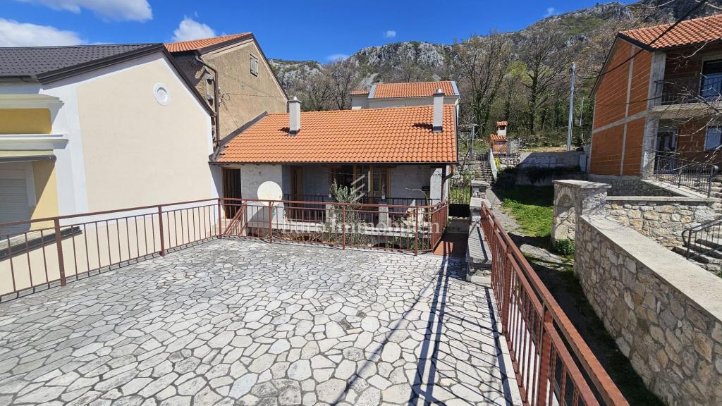 Tribalj - casa nell'entroterra di Crikvenica