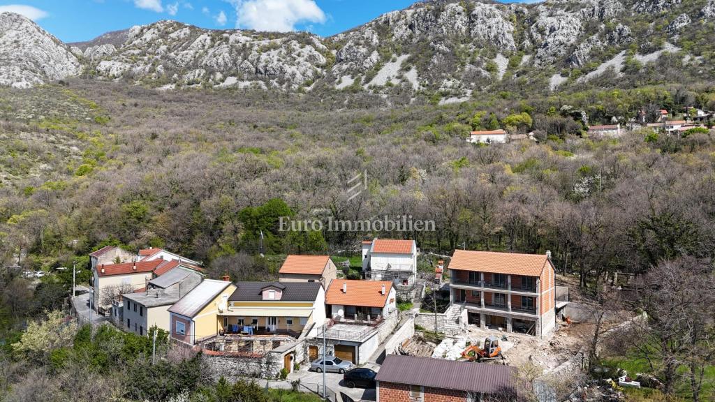 Tribalj - casa nell'entroterra di Crikvenica