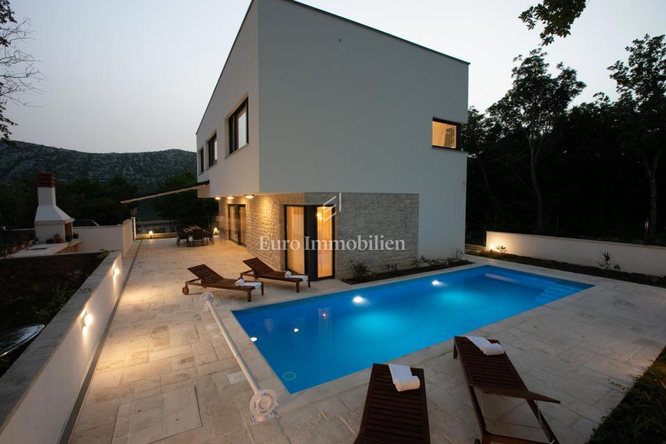 Grižane, splendida villa con piscina