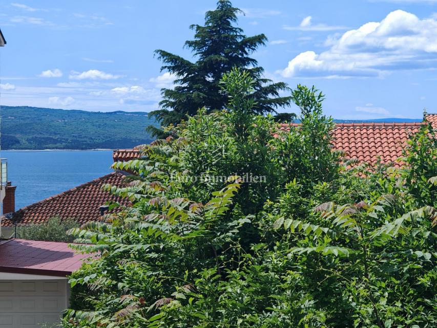 Terreno edificabile a Dramalj, 200 m dal mare