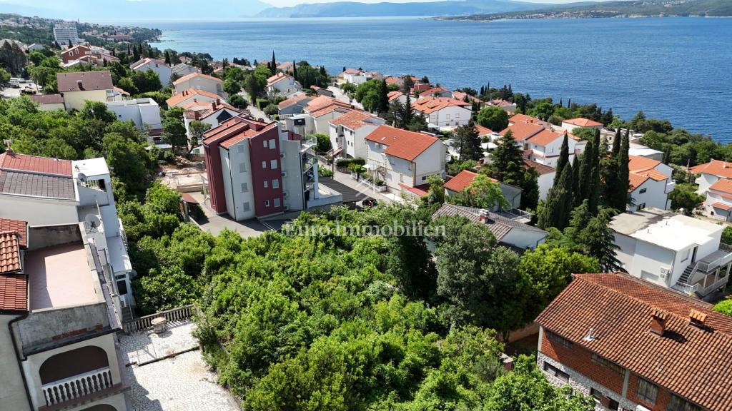 Terreno edificabile a Dramalj, 200 m dal mare