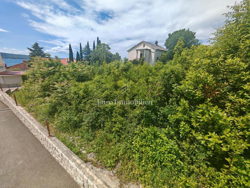 Terreno edificabile a Dramalj, 200 m dal mare