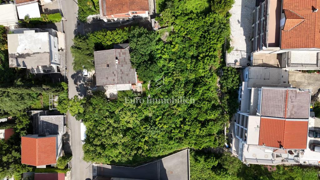 Terreno edificabile a Dramalj, 200 m dal mare